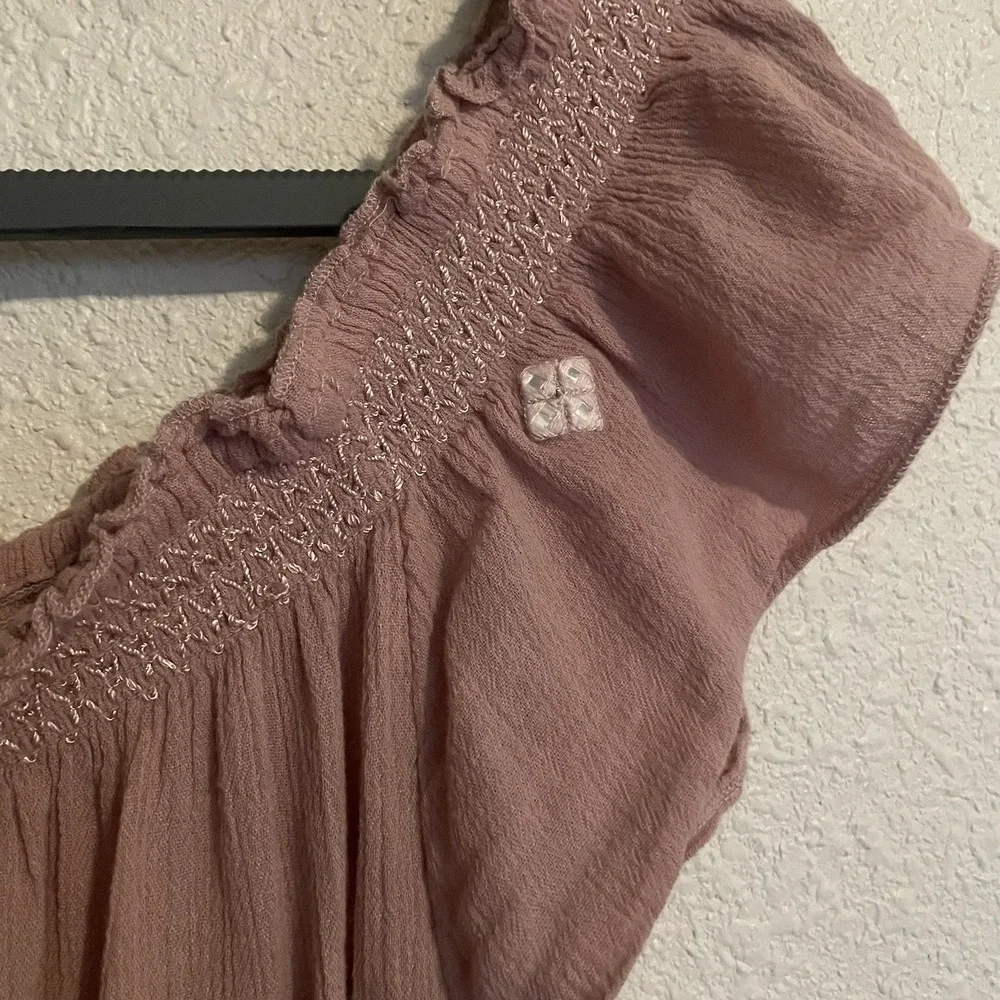 American Eagle Outfitters Off the Shoulder Womens Pink Top - Size M - Picture 4 of 7